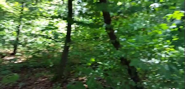  Junge Studentin von Tinder beim ersten Date im Wald gefickt mit und mit Handy gefilmt - German Teen